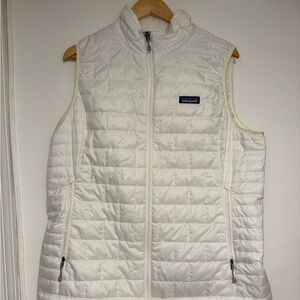 Patagonia White Quilted Women's Lightweight Vest